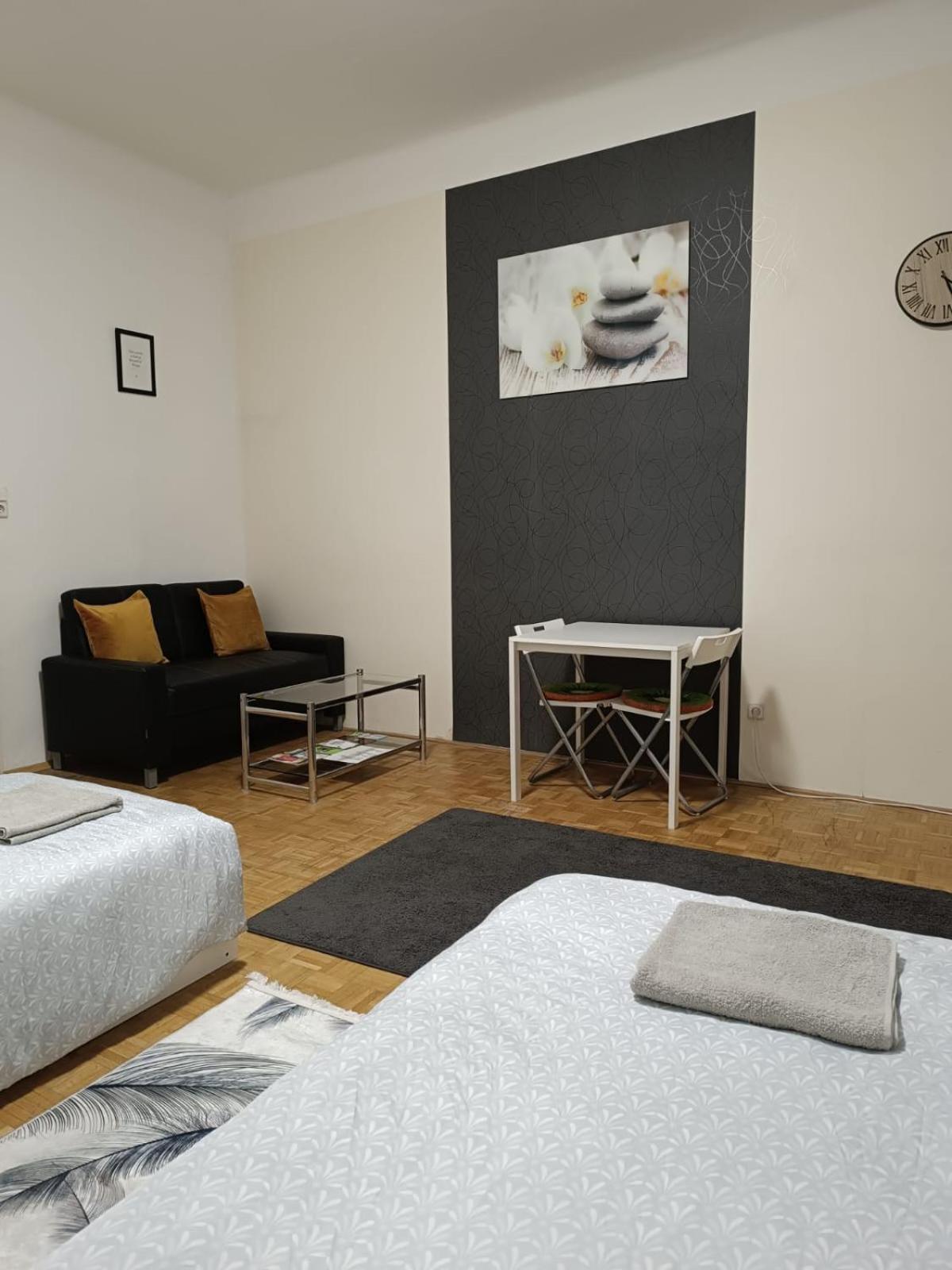 Wohnung In Der Naehe Wiener Stadthalle Und Zentrum 9 ภายนอก รูปภาพ